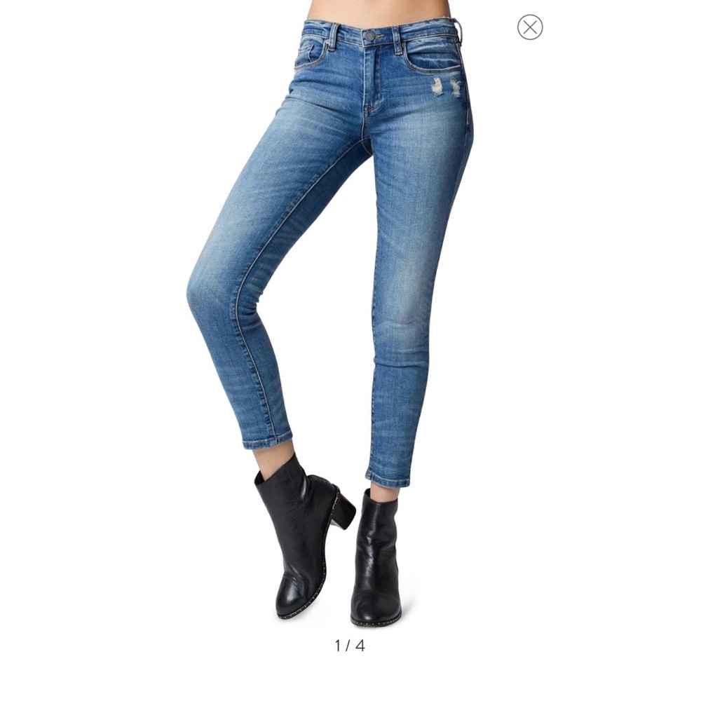 Blank NYC Reade crop denim size 24
